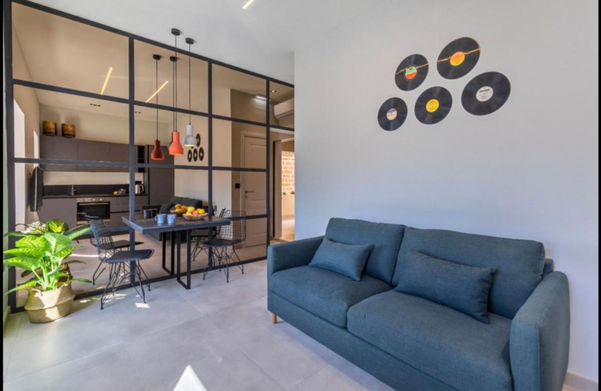 New - Designer Finished 1 Bedroom Apartment A 5 Minutes Ferry Away From Valletta موستا المظهر الخارجي الصورة