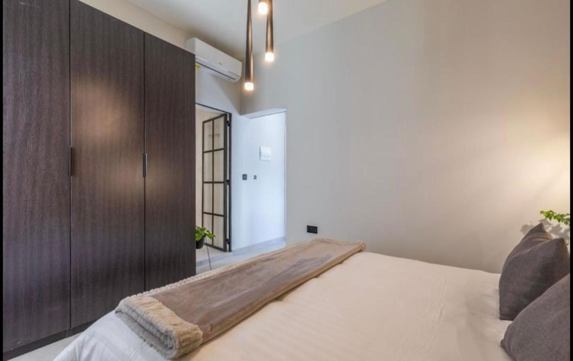 New - Designer Finished 1 Bedroom Apartment A 5 Minutes Ferry Away From Valletta موستا المظهر الخارجي الصورة